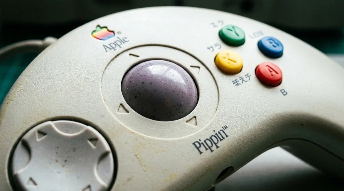 Controle original do videogame Apple Pippin com trackball integrado